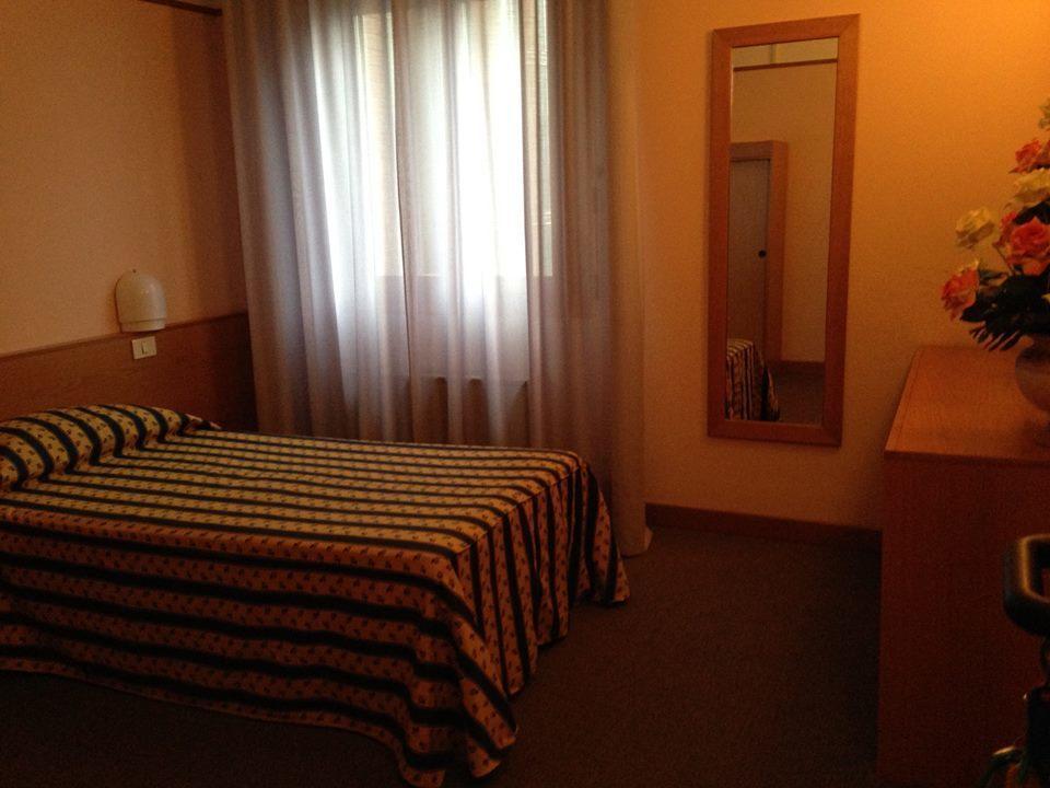 Hotel Villa Reale Argenta Екстер'єр фото