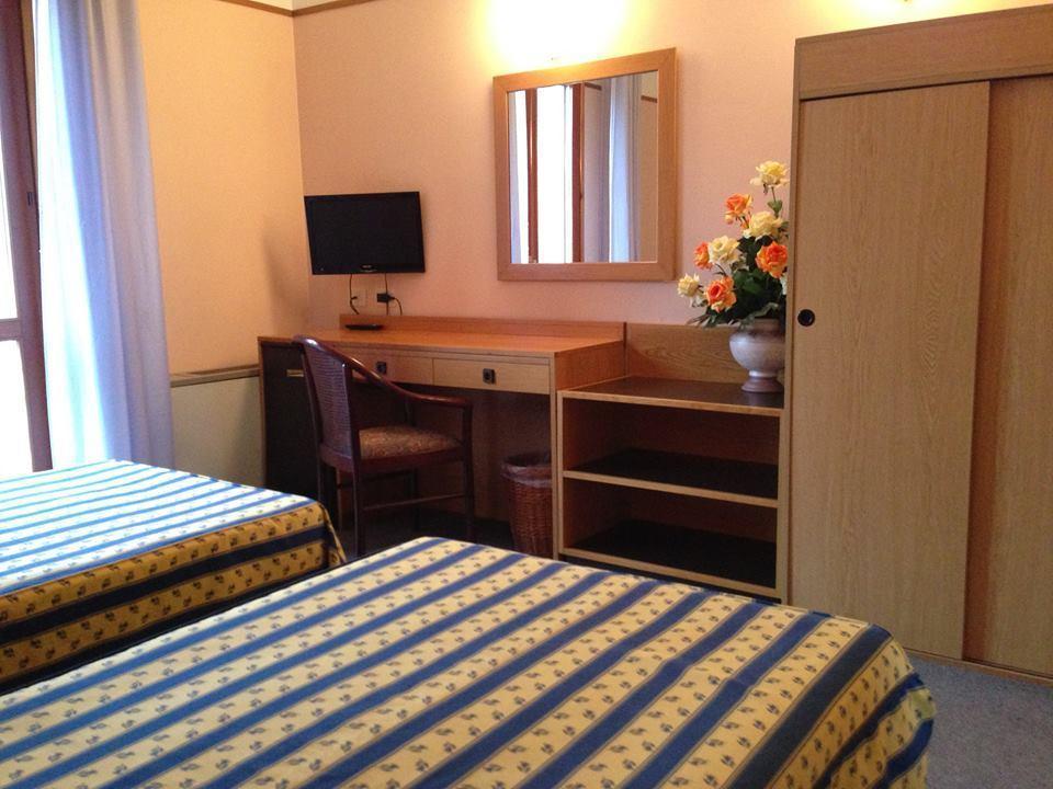 Hotel Villa Reale Argenta Екстер'єр фото